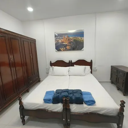 Gasthuis Sun And Sea